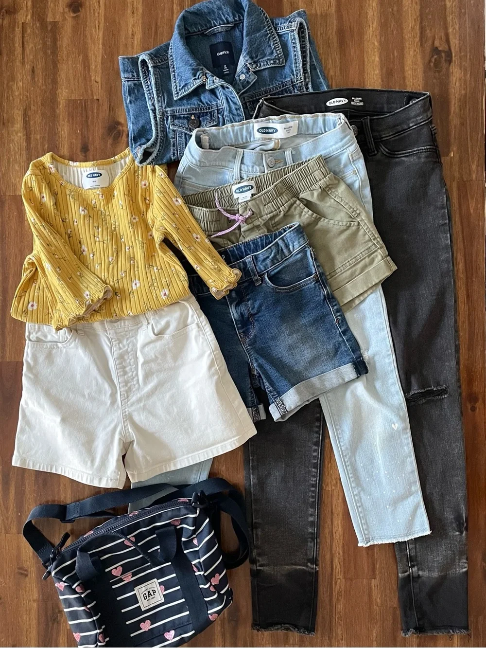 Girls Clothing Bundle Size 8Y - Gap, Old Navy & Uniqlo (8 Pieces)